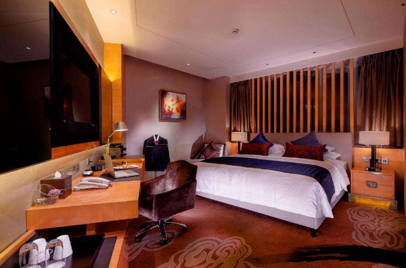 Felton Grand Hotel Chengdu Extérieur photo