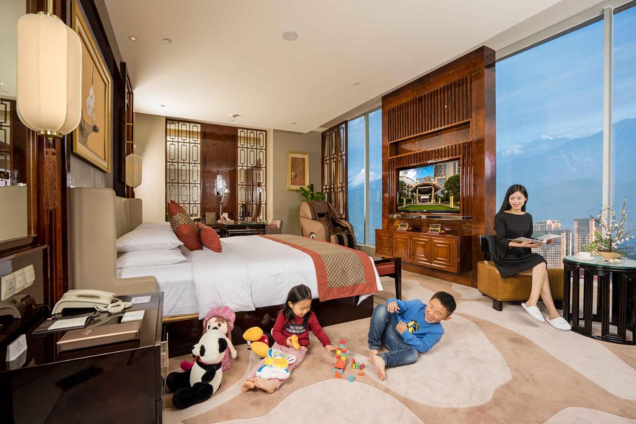 Felton Grand Hotel Chengdu Extérieur photo