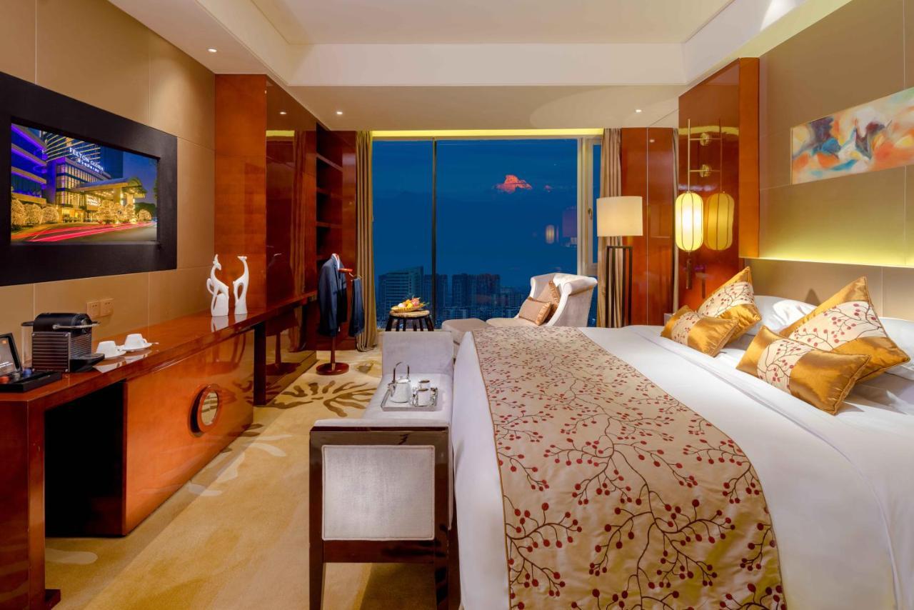 Felton Grand Hotel Chengdu Extérieur photo
